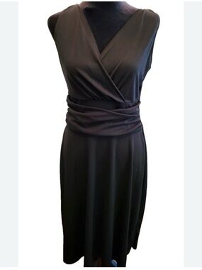 Bandolino Brown V-Neck Faux Wrap Ruched Midi Dress Size